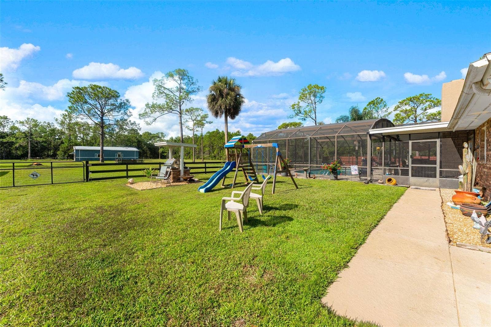 2131 W POINSETTIA DRIVE, Port Orange, FL 32128 2131 W POINSETTIA DRIVE, Port Orange, FL 32128