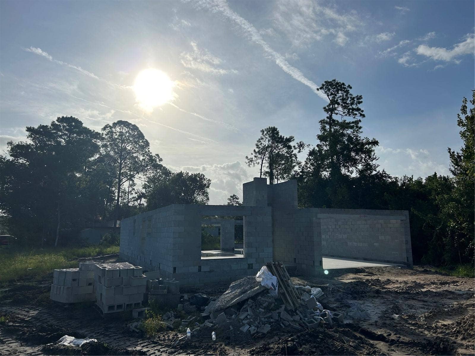 1695 5TH AVENUE, Deland, FL 32724 1695 5TH AVENUE, Deland, FL 32724