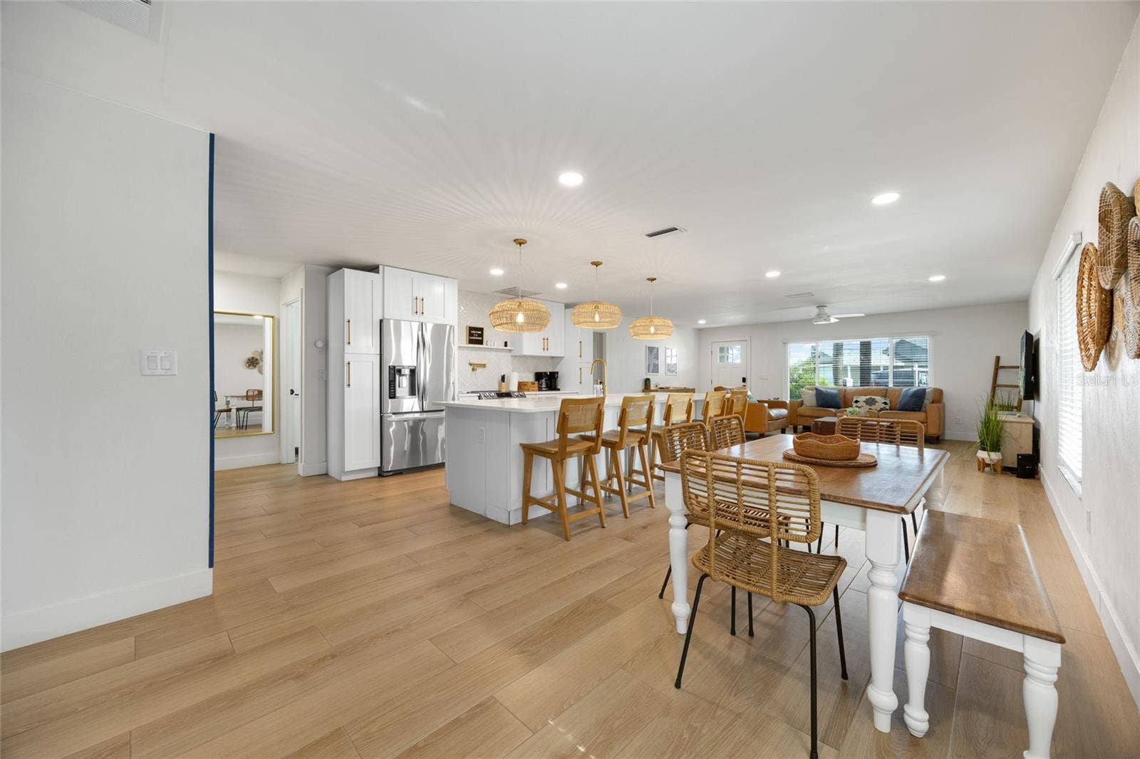 43 CAPISTRANO DRIVE, Ormond Beach, FL 32176 43 CAPISTRANO DRIVE, Ormond Beach, FL 32176