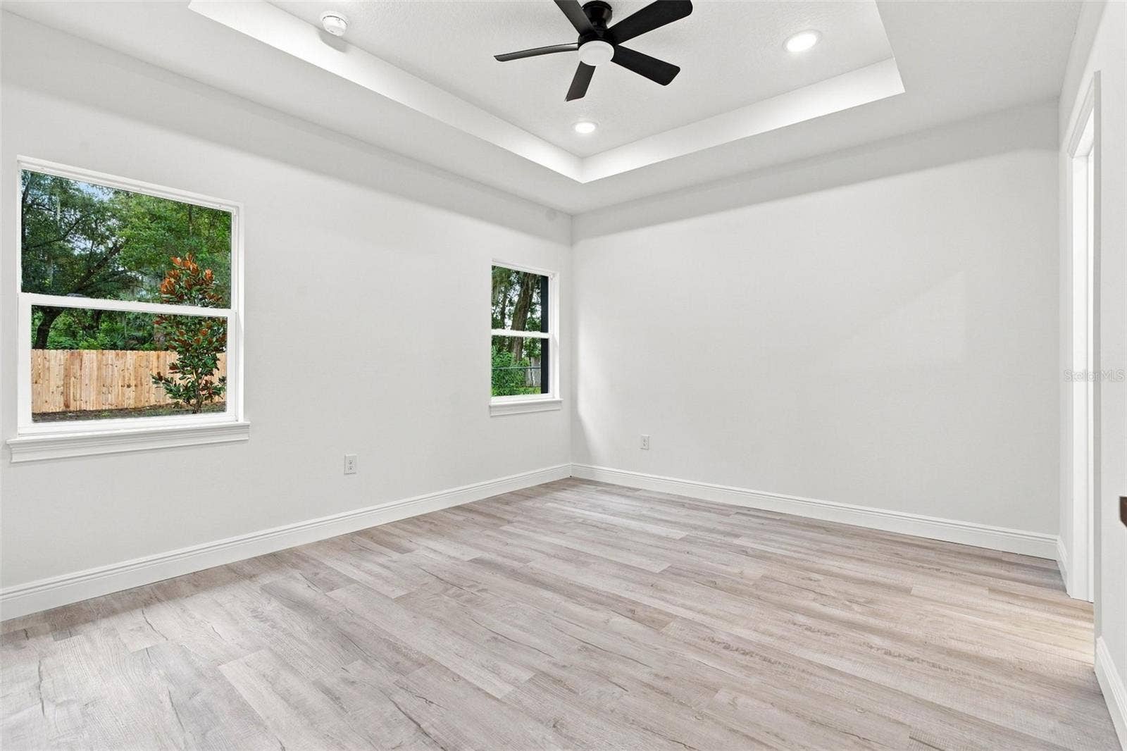 1111 S ADELLE AVENUE, Deland, FL 32720