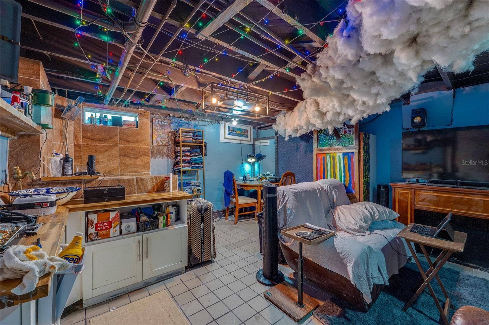 417 N GRANDVIEW AVENUE, Daytona Beach, FL 32118 Basement flex room with sink and shower