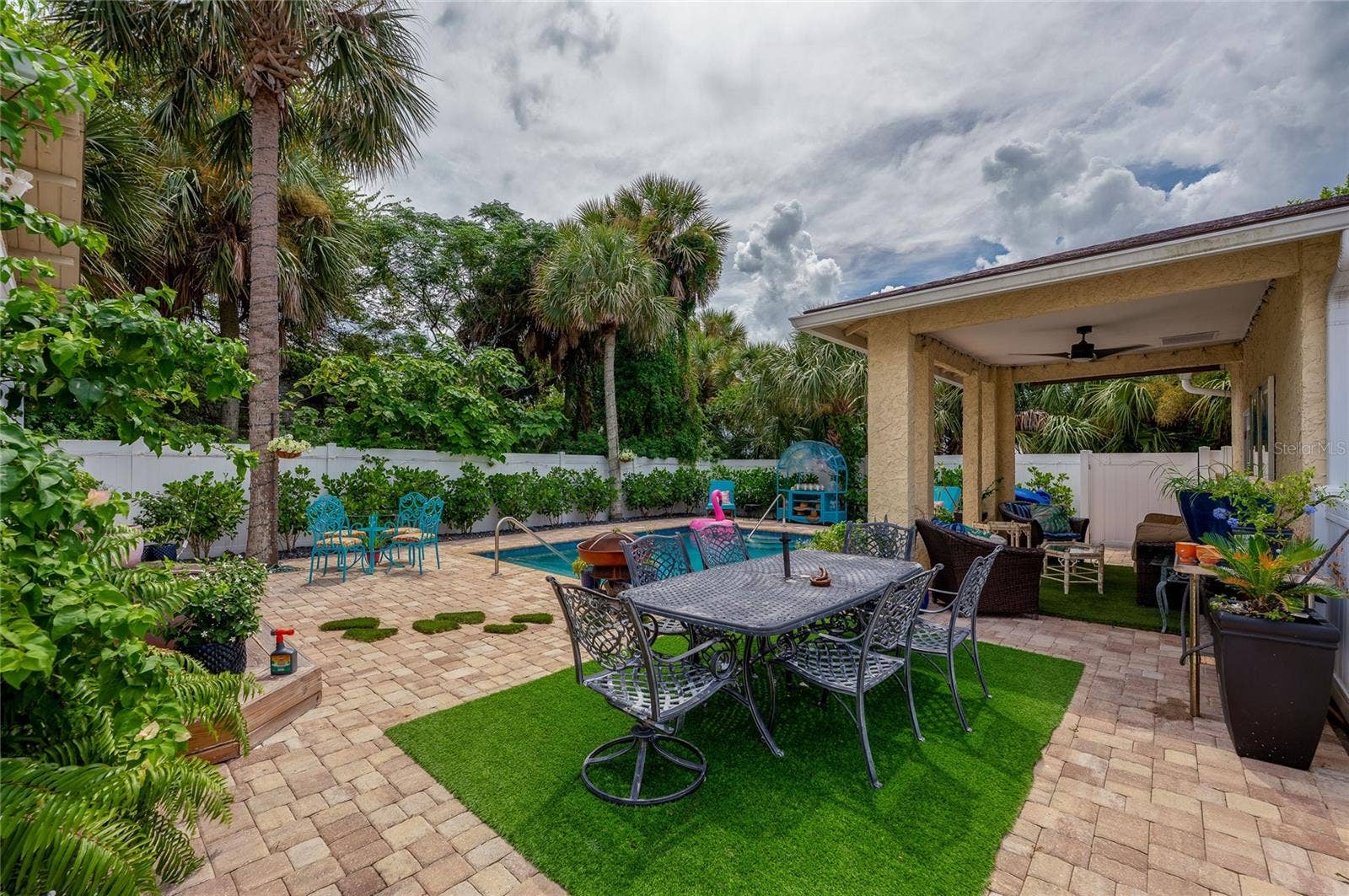 417 N GRANDVIEW AVENUE, Daytona Beach, FL 32118 Backyard oasis