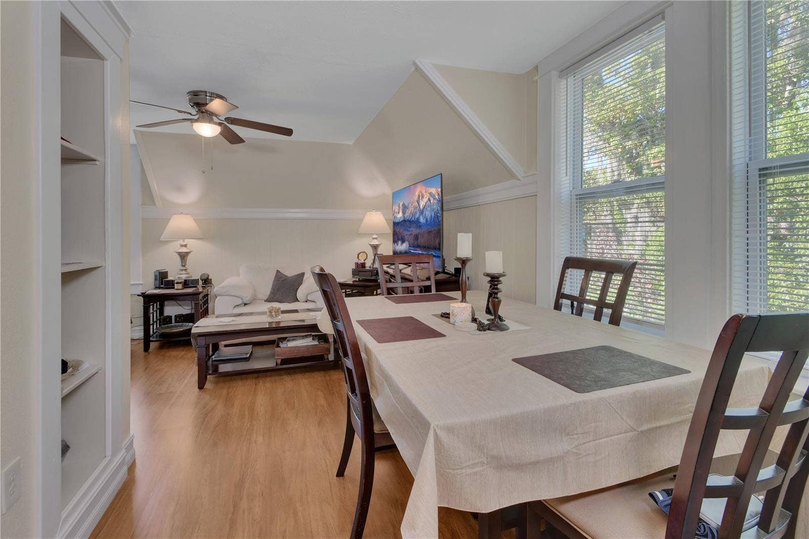 903 E NEW YORK AVENUE, Deland, FL 32724 UPSTAIRS DINING AND LIVING ROOM