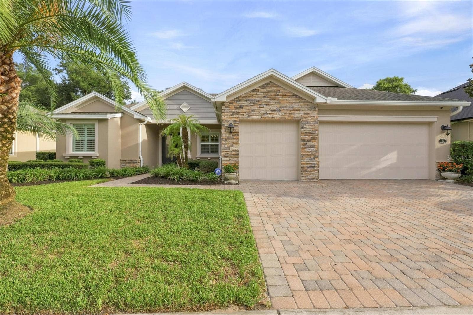 114 IVYDALE MANOR DRIVE, Deland, FL 32724