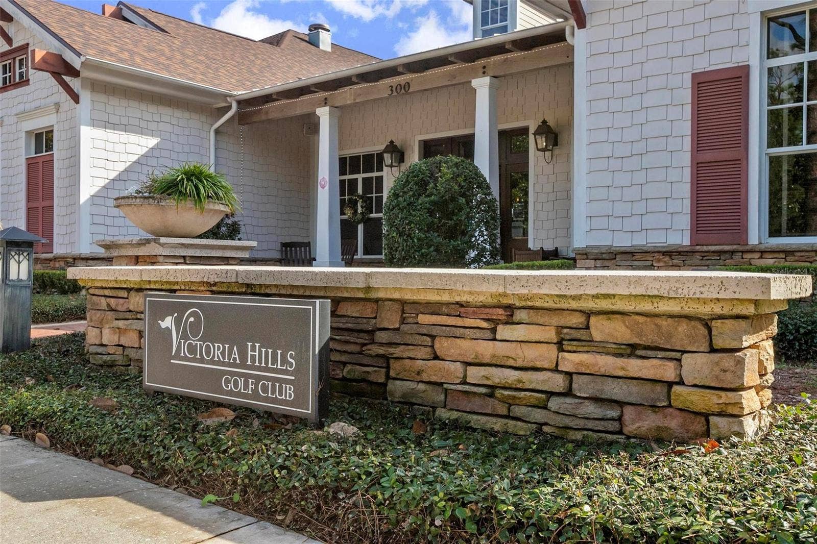 114 IVYDALE MANOR DRIVE, Deland, FL 32724