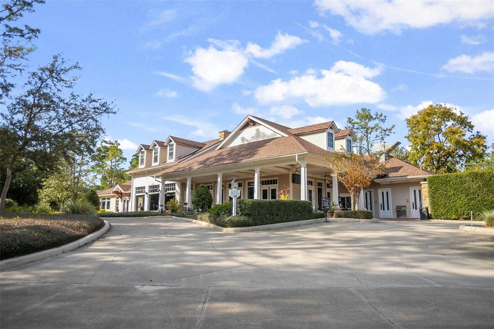 114 IVYDALE MANOR DRIVE, Deland, FL 32724
