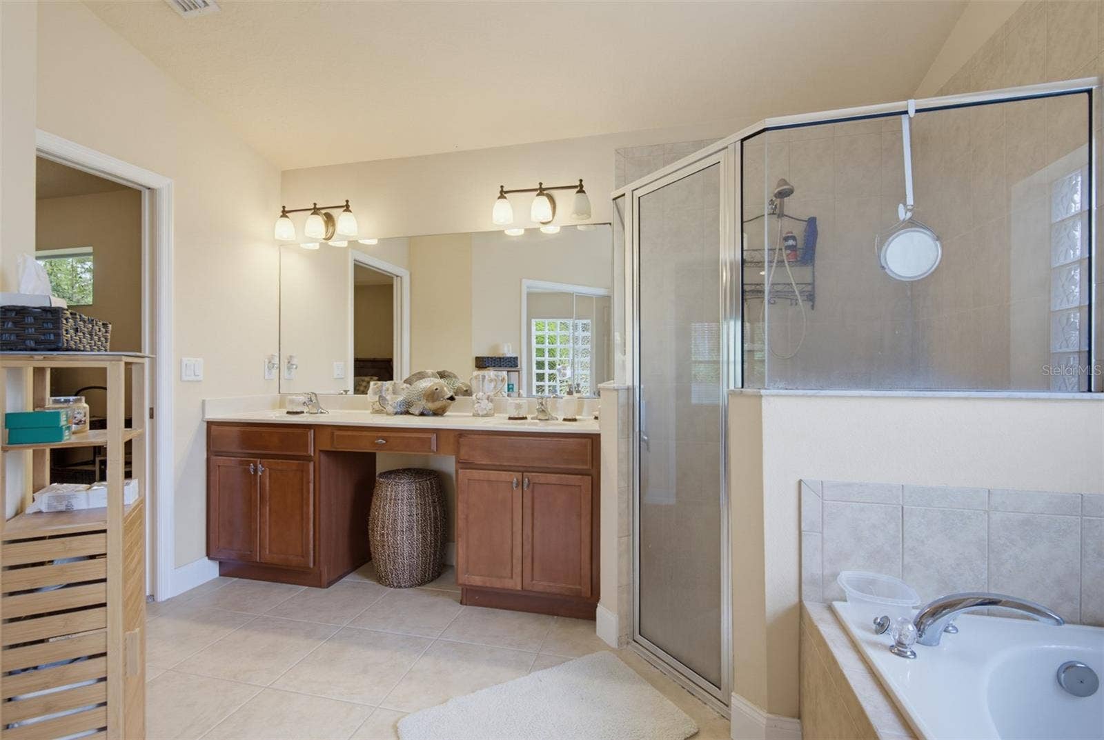 16 WESTLAND RUN, Ormond Beach, FL 32174 16 WESTLAND RUN, Ormond Beach, FL 32174