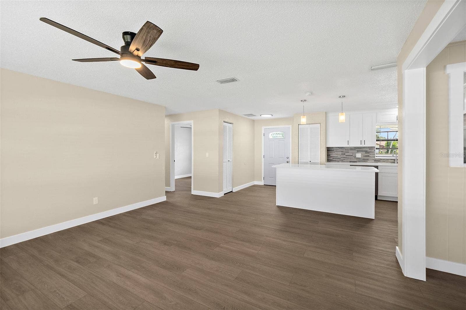 977 WHIPORWILL DRIVE, Port Orange, FL 32127 977 WHIPORWILL DRIVE, Port Orange, FL 32127