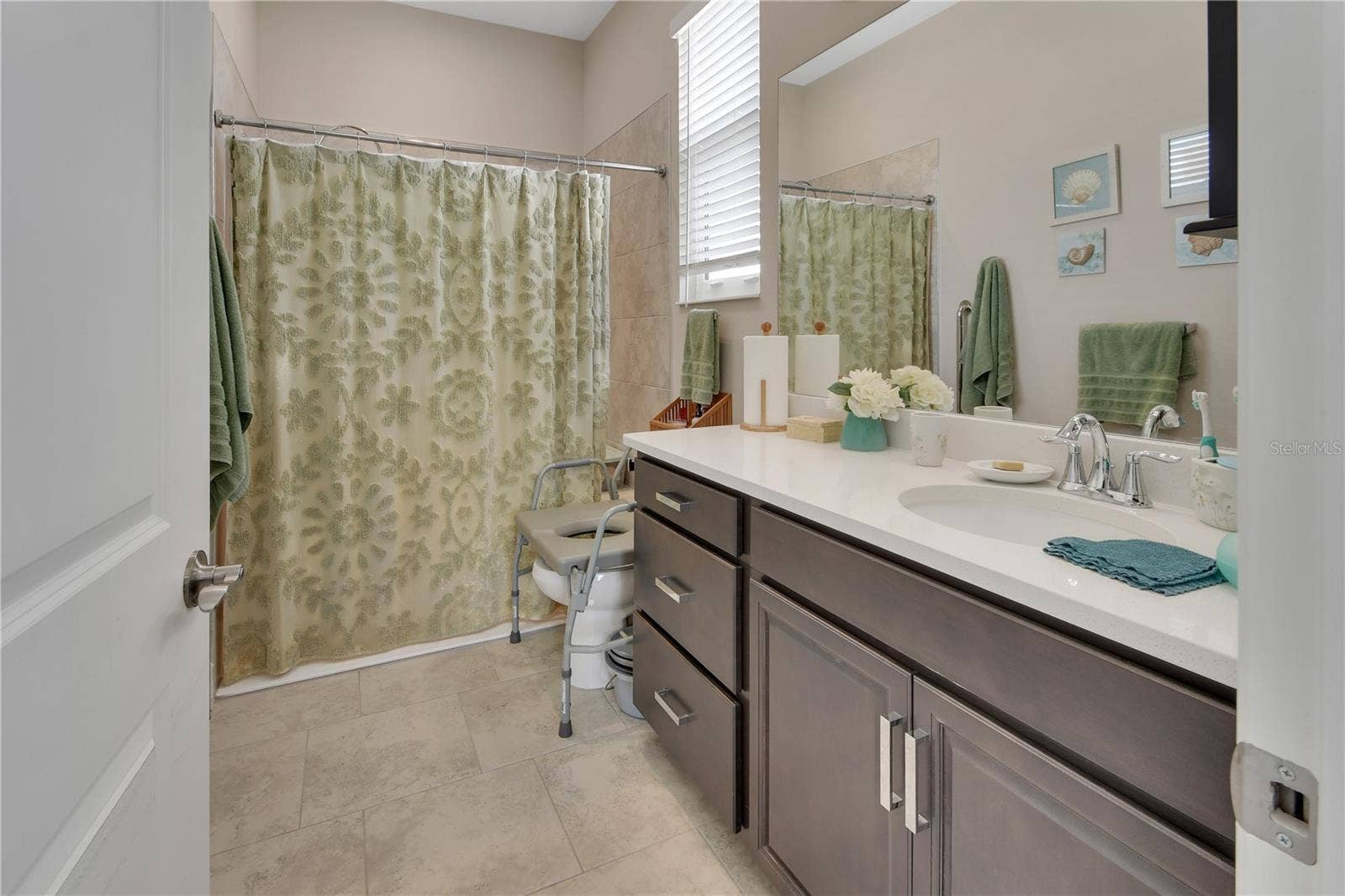 859 LILIANA DRIVE, Deland, FL 32724 859 LILIANA DRIVE, Deland, FL 32724