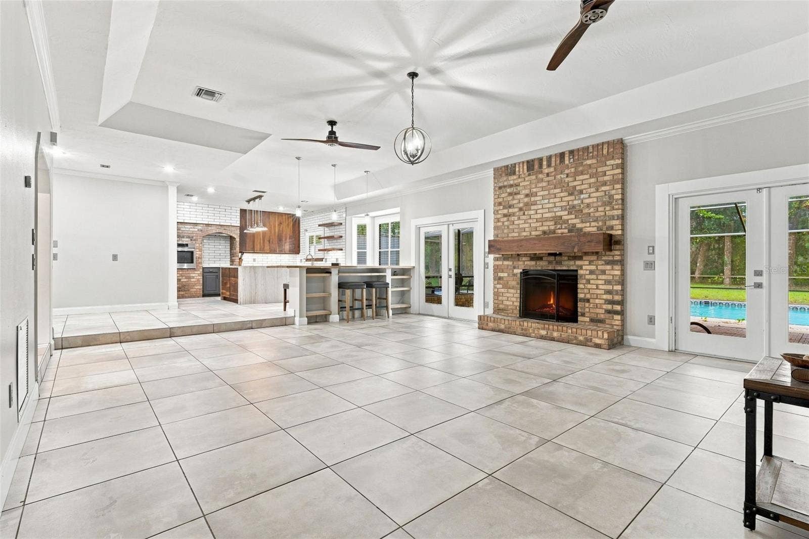 1530 W BERESFORD ROAD, Deland, FL 32720 LIVING ROOM