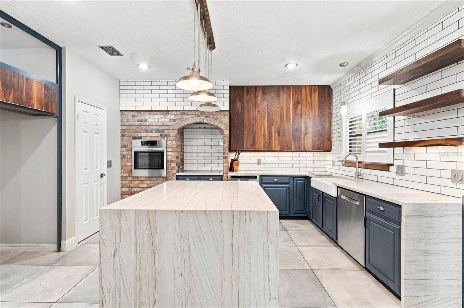 1530 W BERESFORD ROAD, Deland, FL 32720 KITCHEN