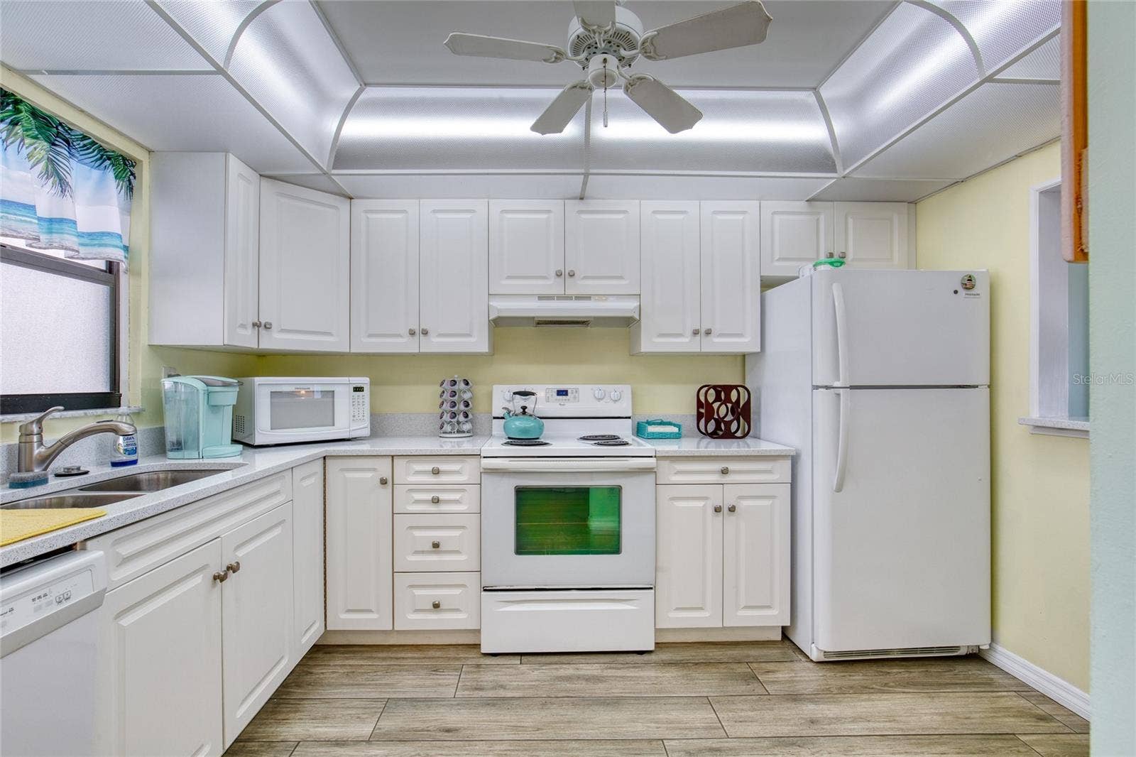 915 OCEAN SHORE BOULEVARD, #2010, Ormond Beach, FL 32176 915 OCEAN SHORE BOULEVARD, #2010, Ormond Beach, FL 32176