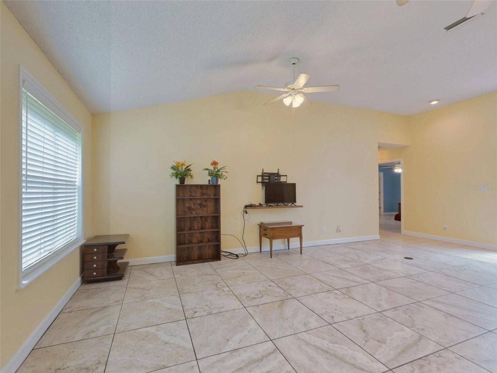 2490 S GLEN EAGLES DRIVE, Deland, FL 32724 2490 S GLEN EAGLES DRIVE, Deland, FL 32724