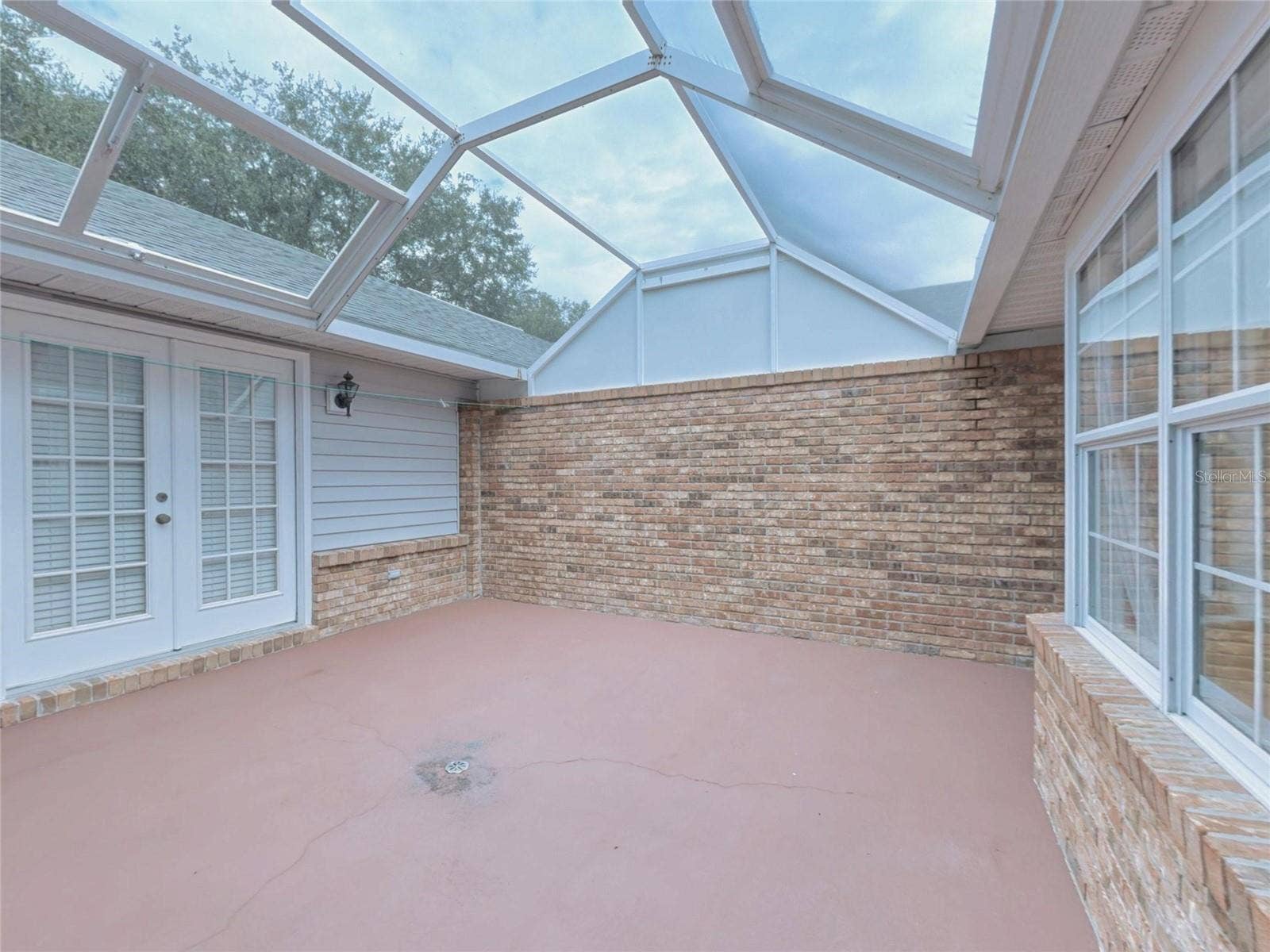 2490 S GLEN EAGLES DRIVE, Deland, FL 32724 2490 S GLEN EAGLES DRIVE, Deland, FL 32724