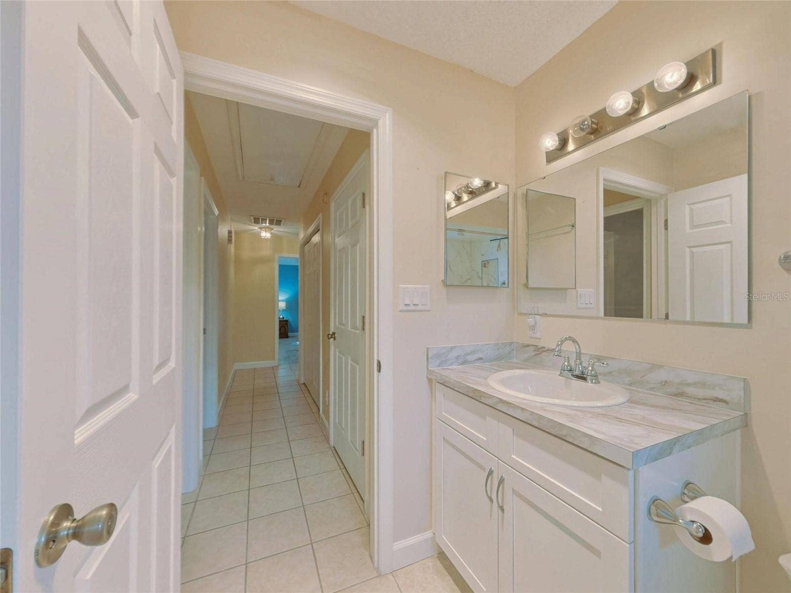 2490 S GLEN EAGLES DRIVE, Deland, FL 32724 2490 S GLEN EAGLES DRIVE, Deland, FL 32724