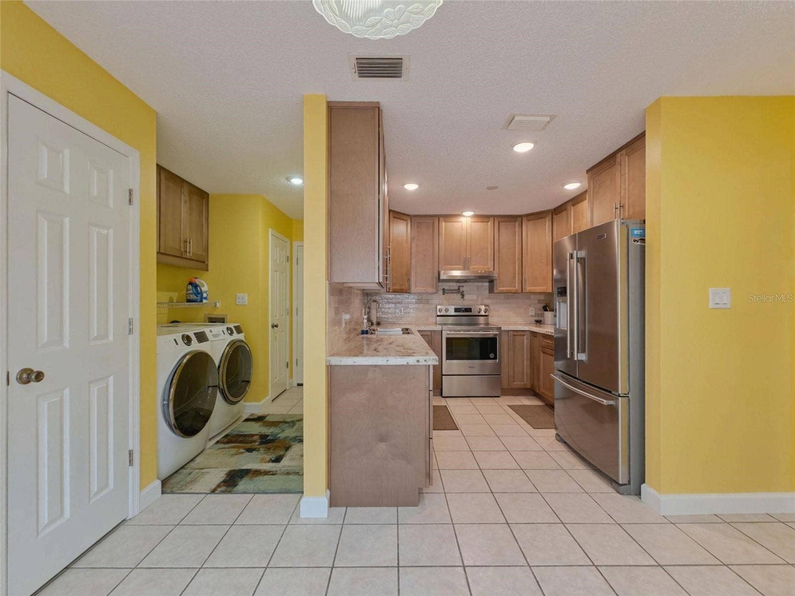 2490 S GLEN EAGLES DRIVE, Deland, FL 32724 2490 S GLEN EAGLES DRIVE, Deland, FL 32724