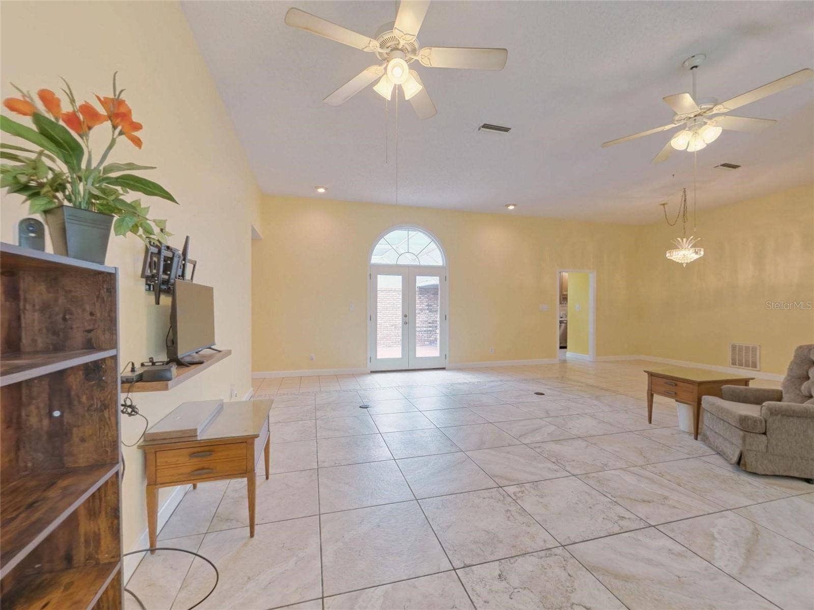 2490 S GLEN EAGLES DRIVE, Deland, FL 32724 2490 S GLEN EAGLES DRIVE, Deland, FL 32724