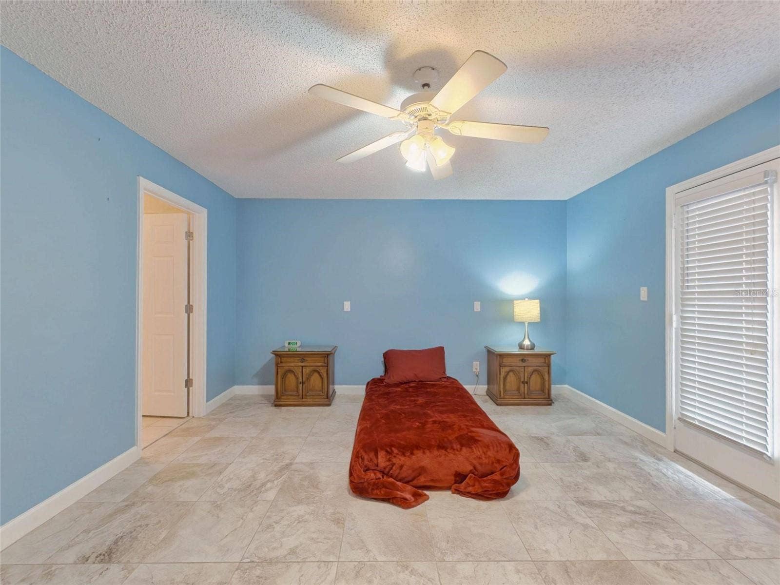 2490 S GLEN EAGLES DRIVE, Deland, FL 32724 frencg doors lead to private courtyard