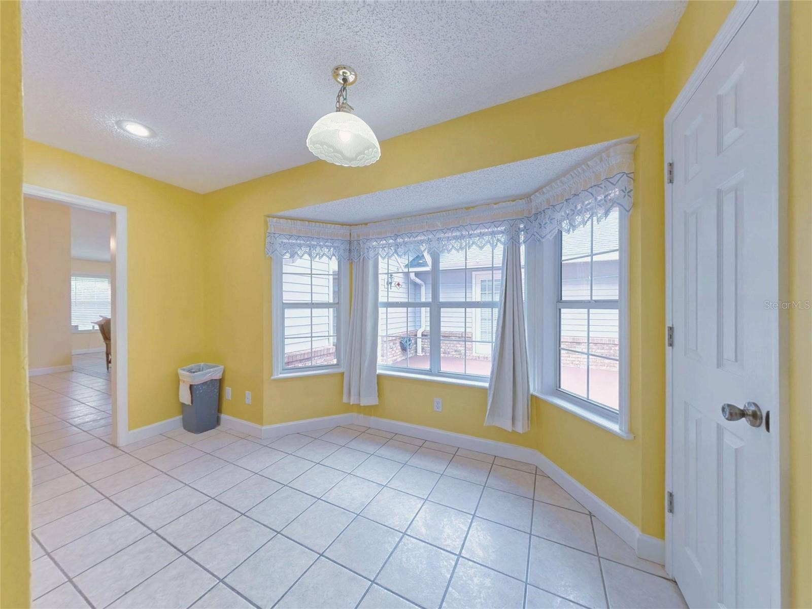 2490 S GLEN EAGLES DRIVE, Deland, FL 32724 2490 S GLEN EAGLES DRIVE, Deland, FL 32724