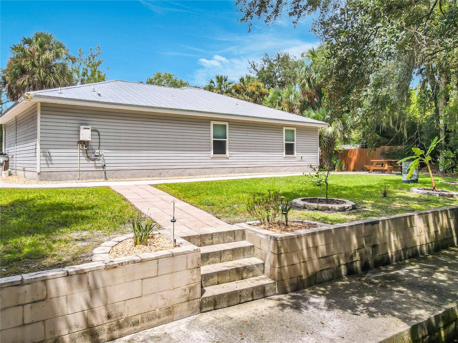2863 CANAL ROAD, Deland, FL 32720