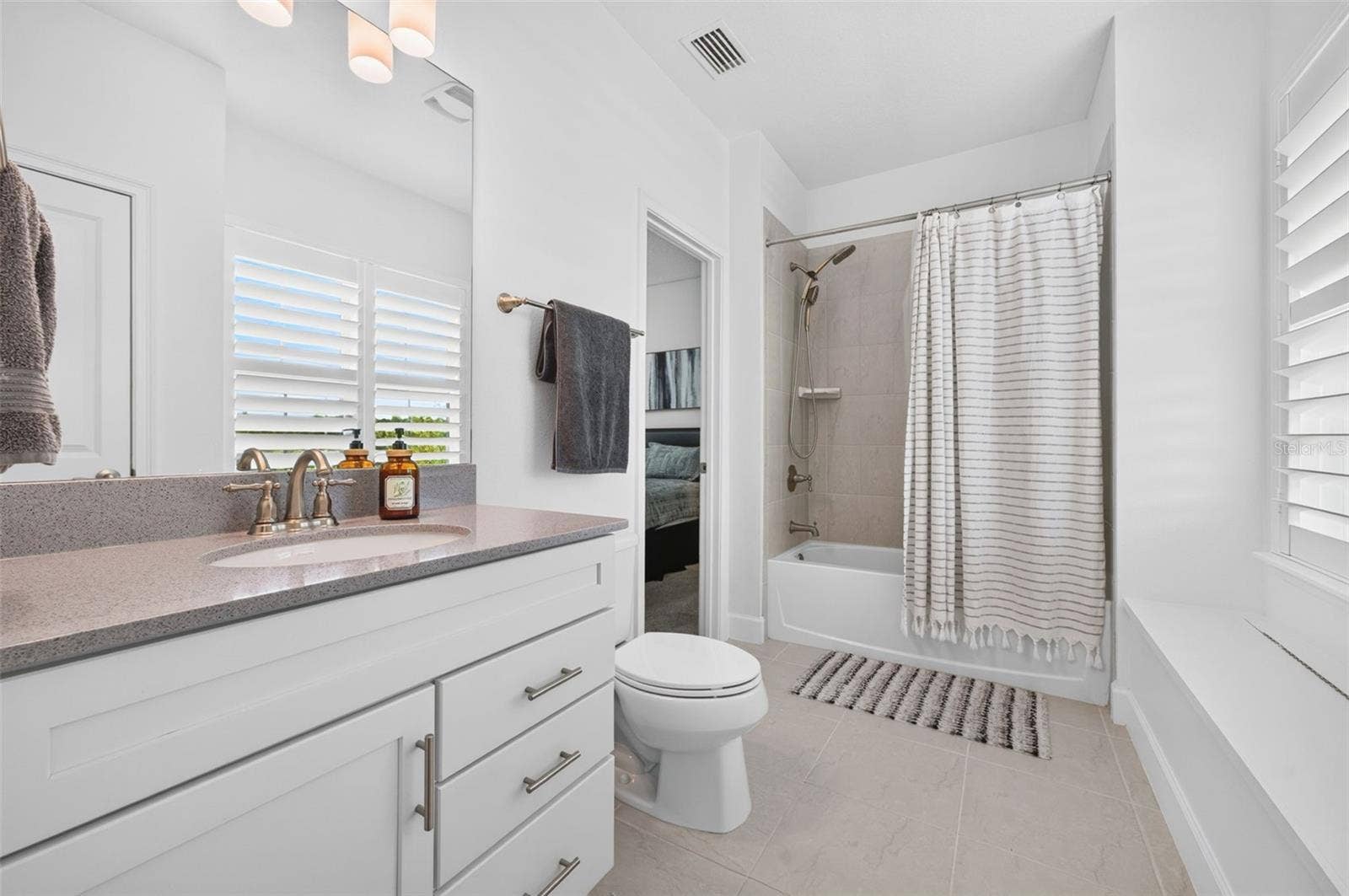 6226 W FALLSGROVE LANE, Port Orange, FL 32128