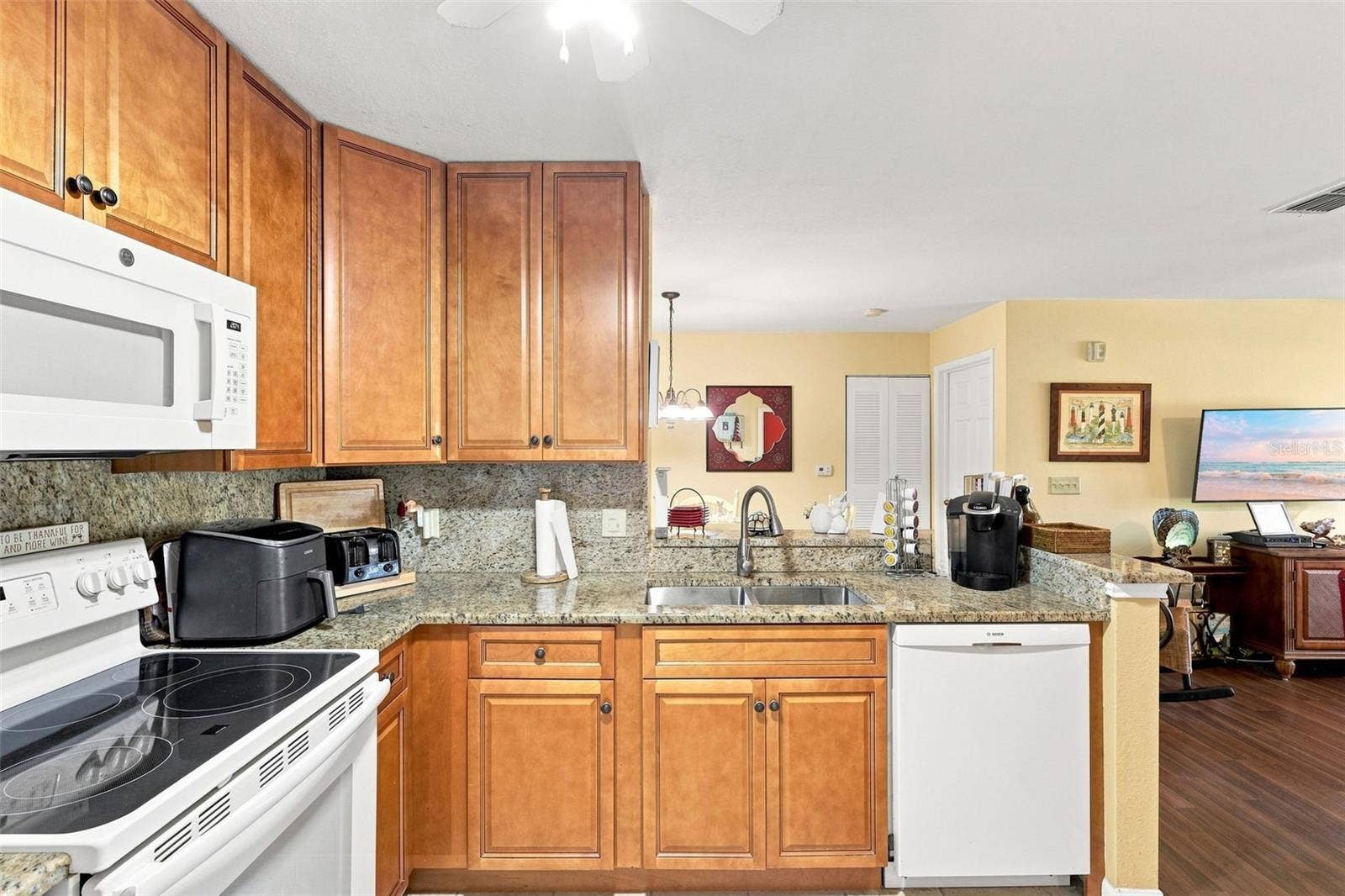 940 VILLAGE TRAIL, #3-104, Port Orange, FL 32127 940 VILLAGE TRAIL, #3-104, Port Orange, FL 32127
