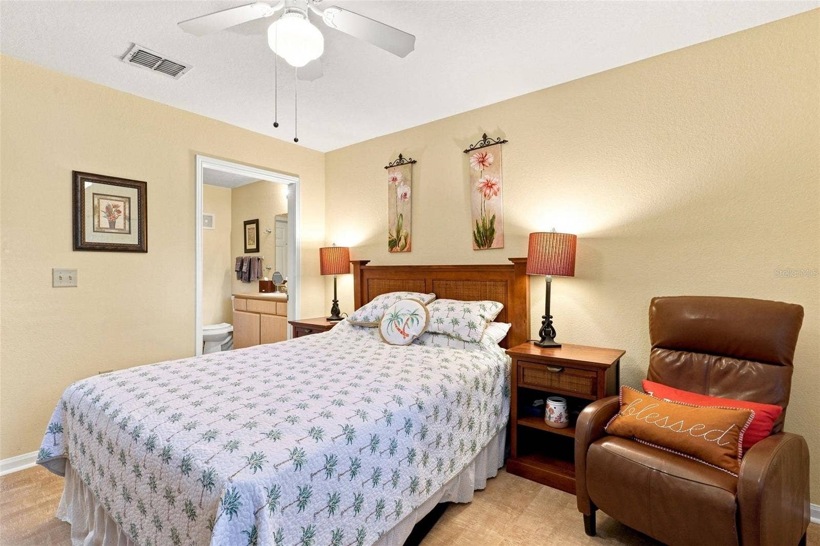 940 VILLAGE TRAIL, #3-104, Port Orange, FL 32127 940 VILLAGE TRAIL, #3-104, Port Orange, FL 32127
