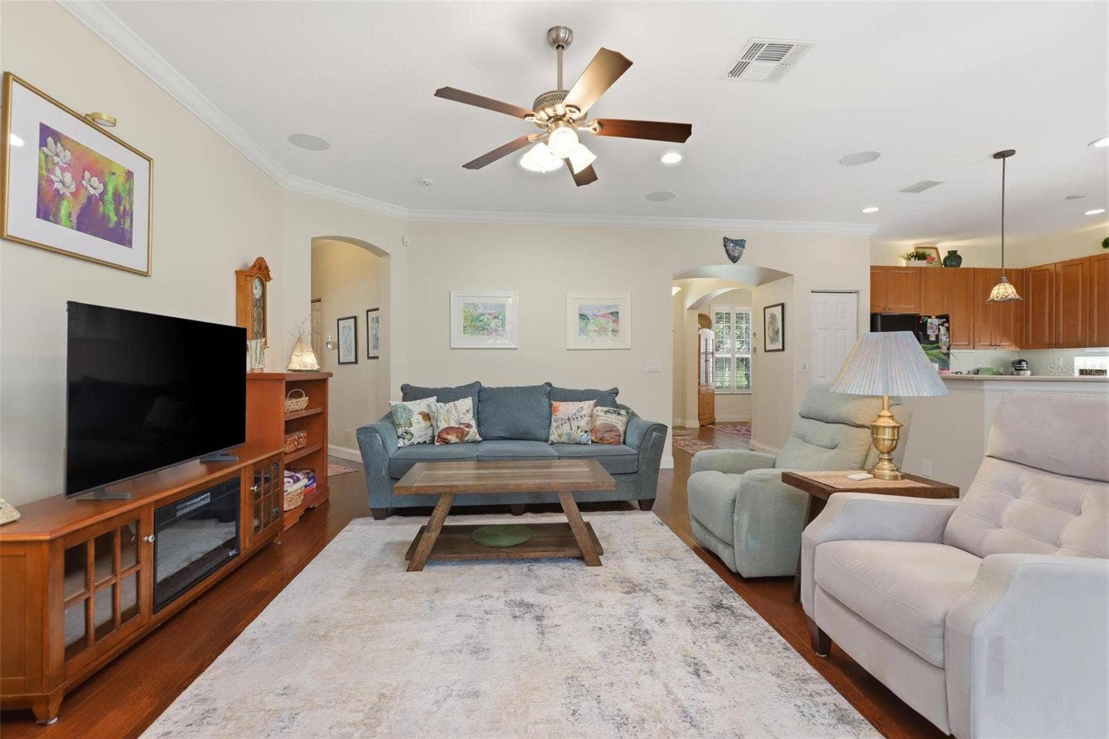 114 OVERTON GARDENS LANE, Deland, FL 32724