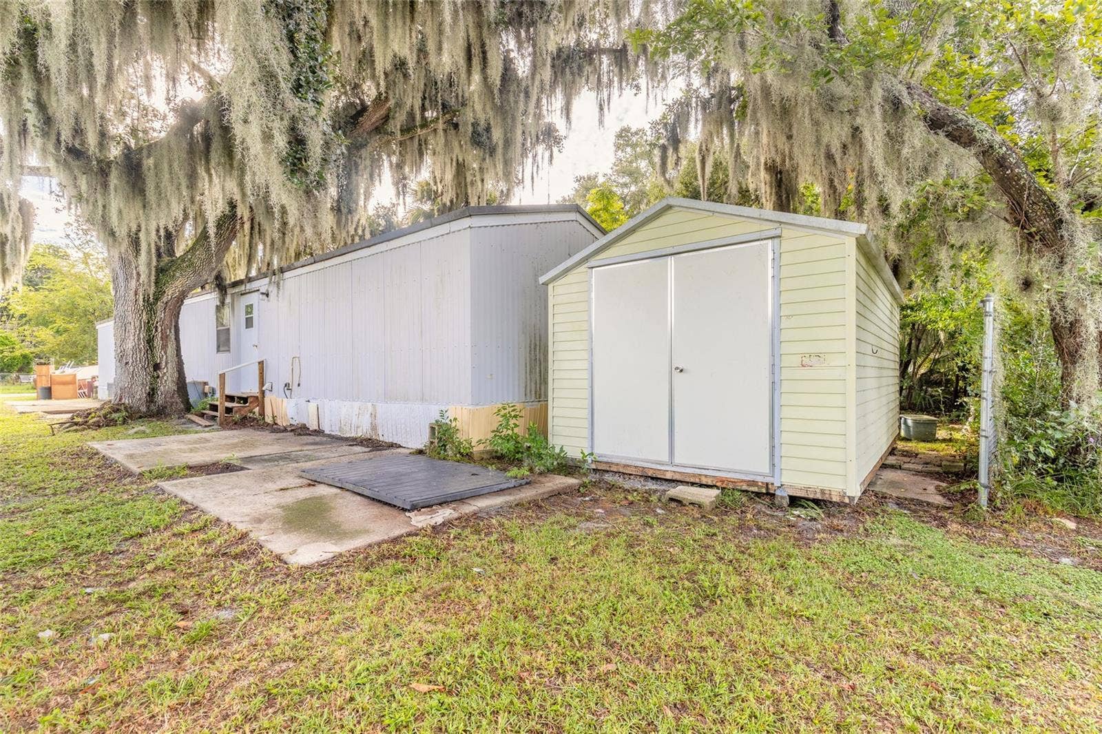 6534 PATHELEN DRIVE, Port Orange, FL 32127 6534 PATHELEN DRIVE, Port Orange, FL 32127