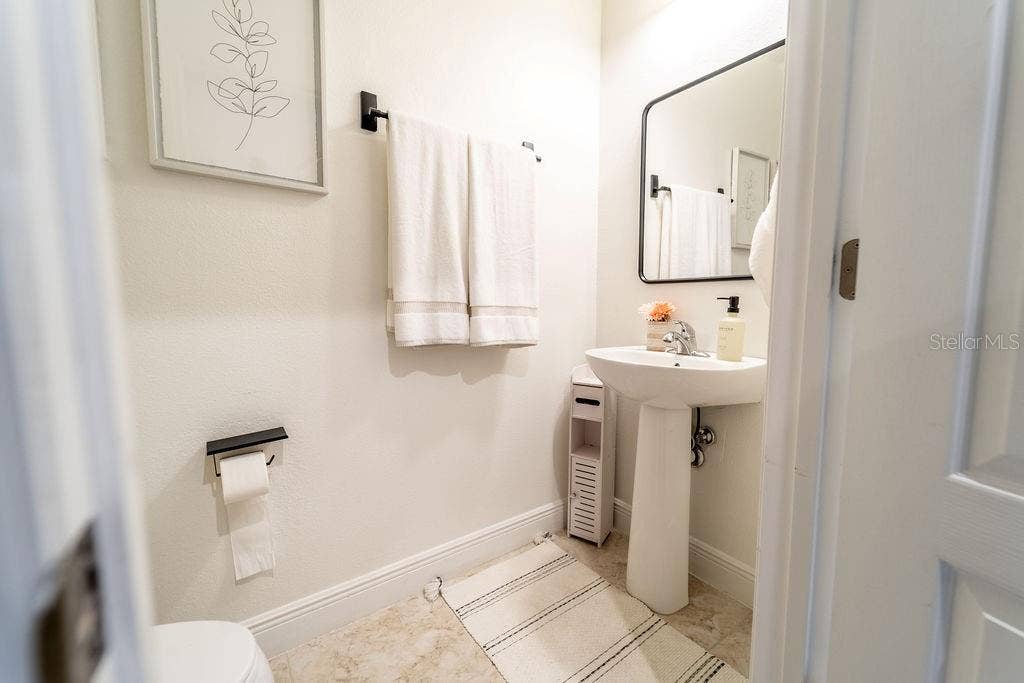 1625 CHELSEA MANOR CIRCLE, Deland, FL 32724 Half Bath