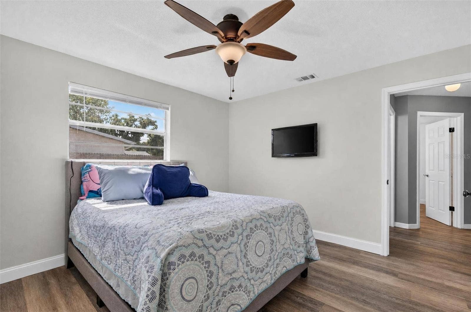 706 BOSTON AVENUE, South Daytona, FL 32119 706 BOSTON AVENUE, South Daytona, FL 32119