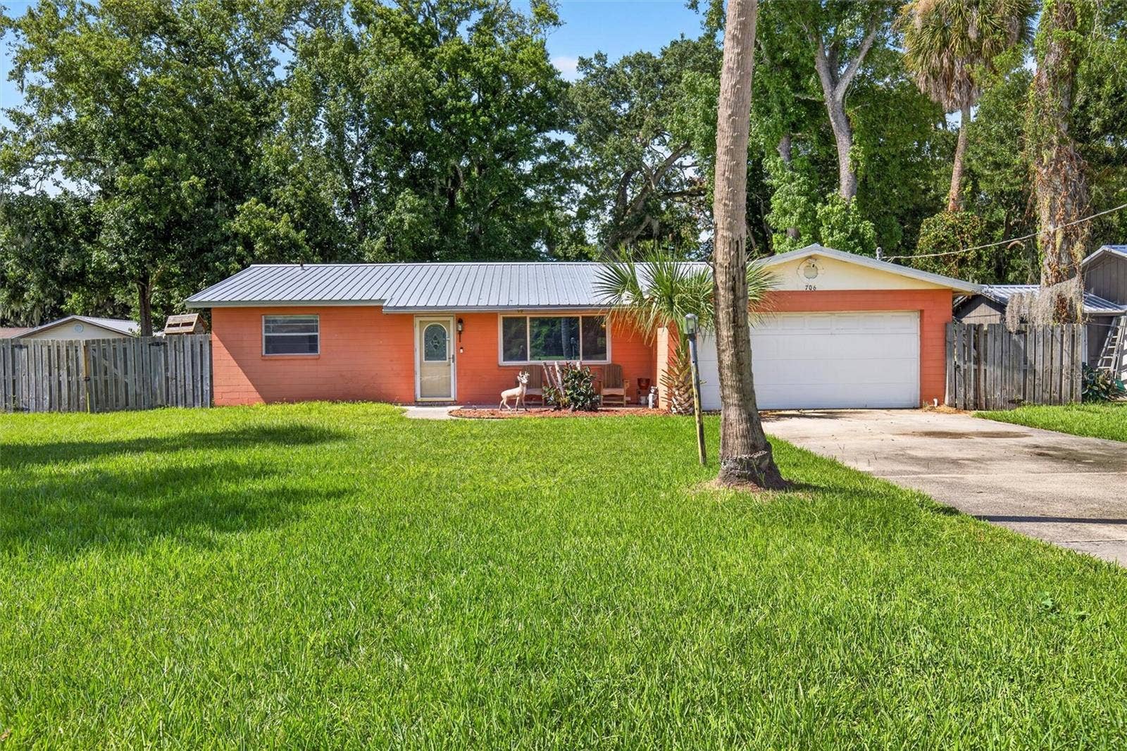 706 BOSTON AVENUE, South Daytona, FL 32119 706 BOSTON AVENUE, South Daytona, FL 32119