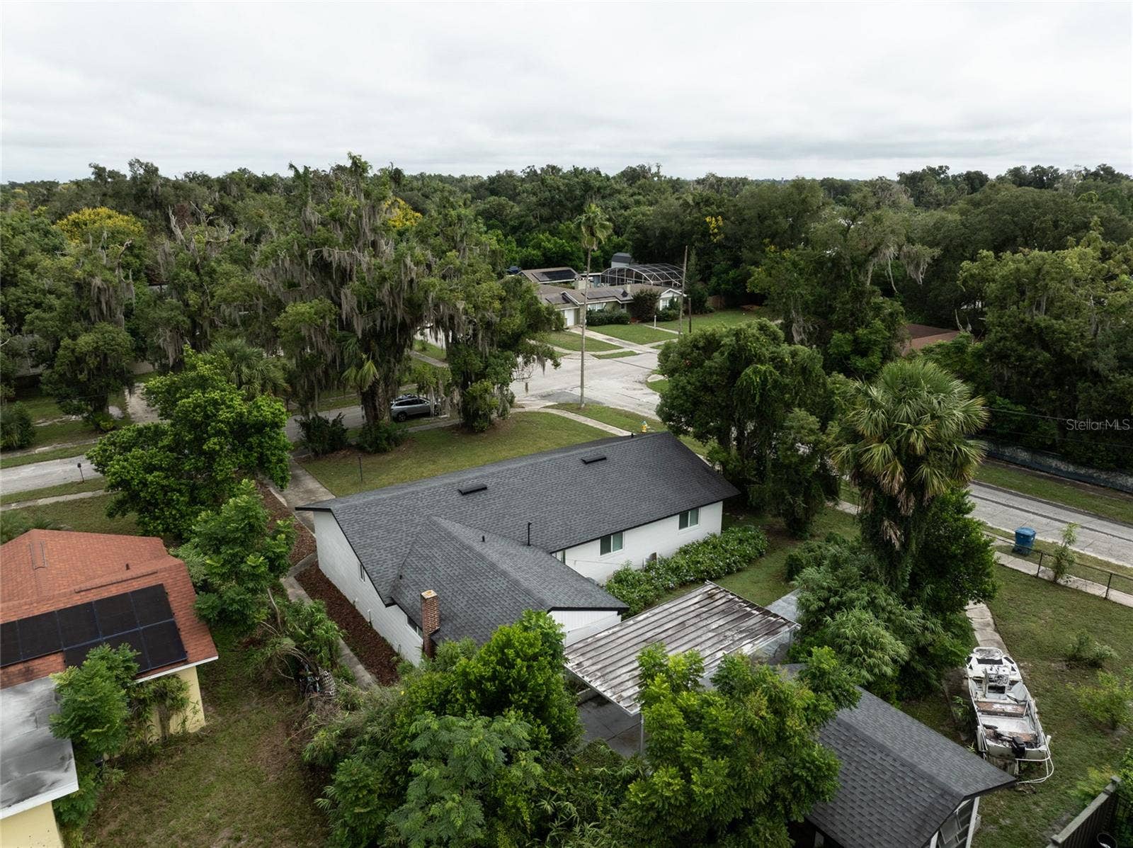 1004 N CAMPHOR LANE, Deland, FL 32720 1004 N CAMPHOR LANE, Deland, FL 32720