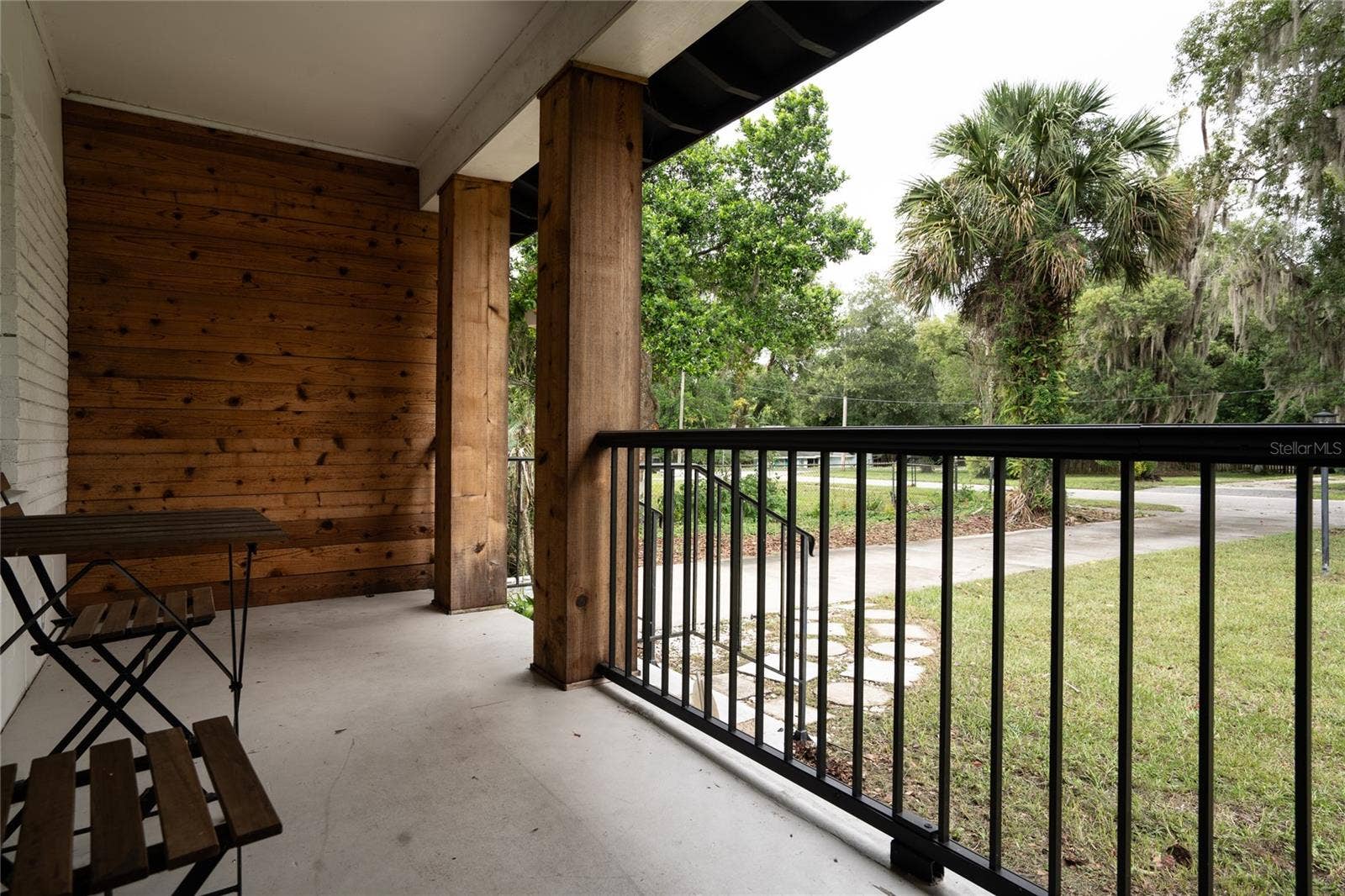 1004 N CAMPHOR LANE, Deland, FL 32720 1004 N CAMPHOR LANE, Deland, FL 32720