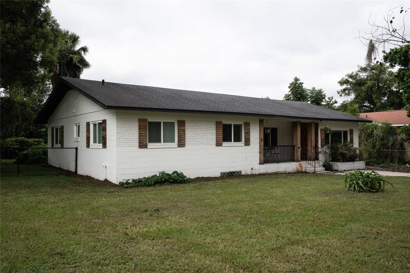 1004 N CAMPHOR LANE, Deland, FL 32720 1004 N CAMPHOR LANE, Deland, FL 32720
