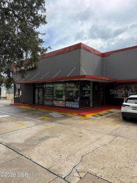 247 N WOODLAND BOULEVARD, #A, Deland, FL 32720