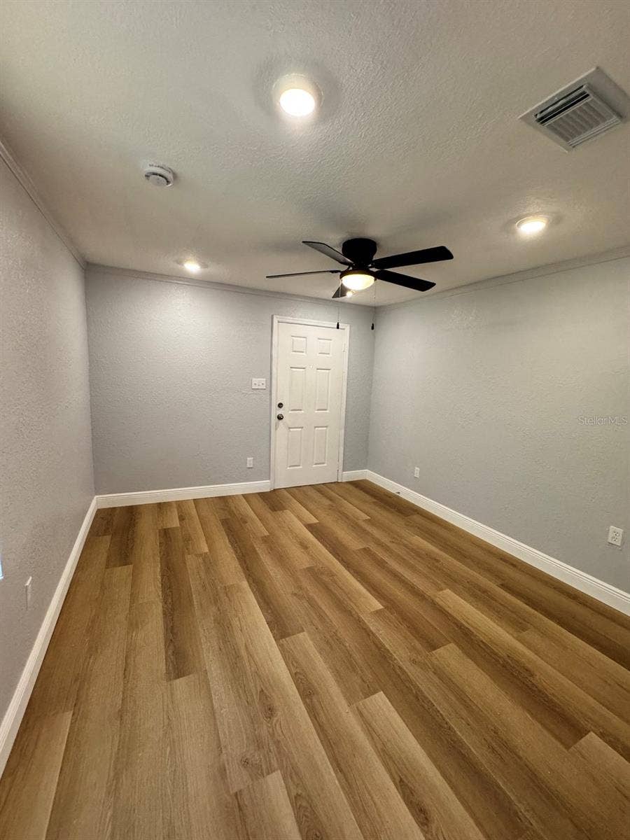 1320 S OLEANDER AVENUE, Sanford, FL 32771 1320 S OLEANDER AVENUE, Sanford, FL 32771