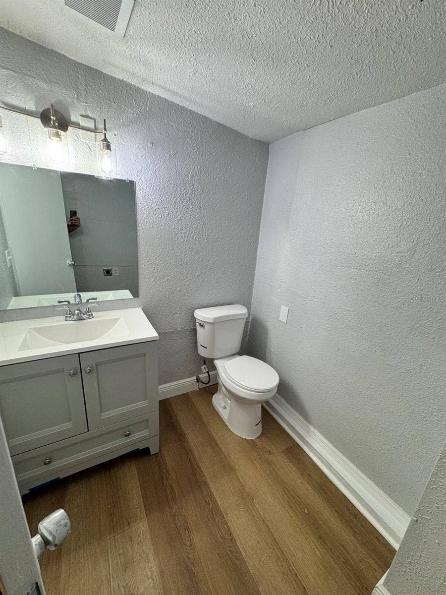 1320 S OLEANDER AVENUE, Sanford, FL 32771 1320 S OLEANDER AVENUE, Sanford, FL 32771