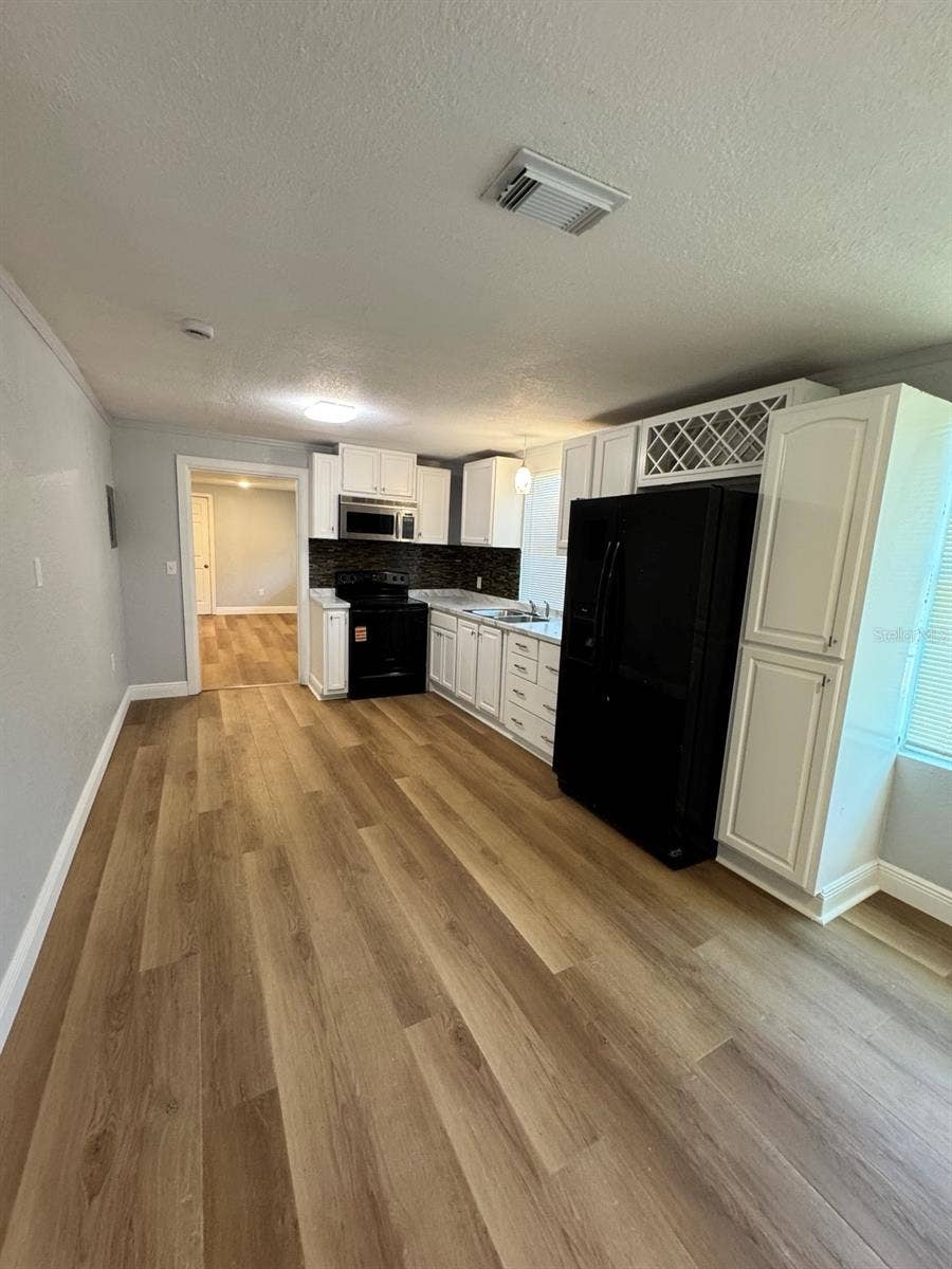 1320 S OLEANDER AVENUE, Sanford, FL 32771 1320 S OLEANDER AVENUE, Sanford, FL 32771