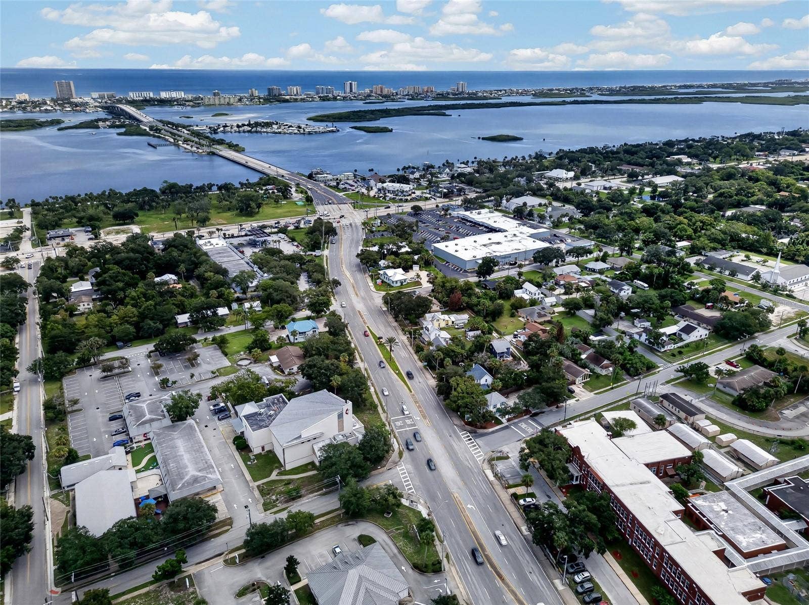 312 DUNLAWTON AVENUE, Port Orange, FL 32127