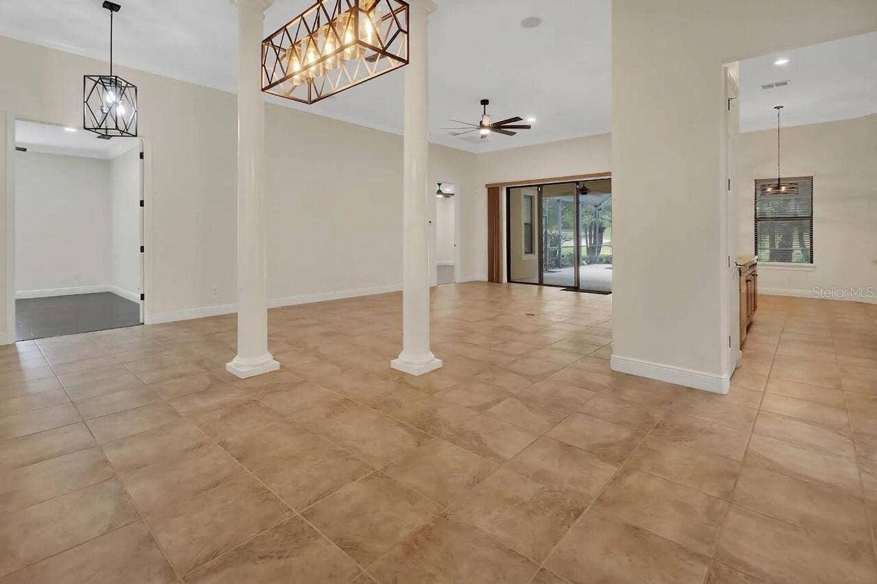 502 VICTORIA HILLS DRIVE, Deland, FL 32724 Living room