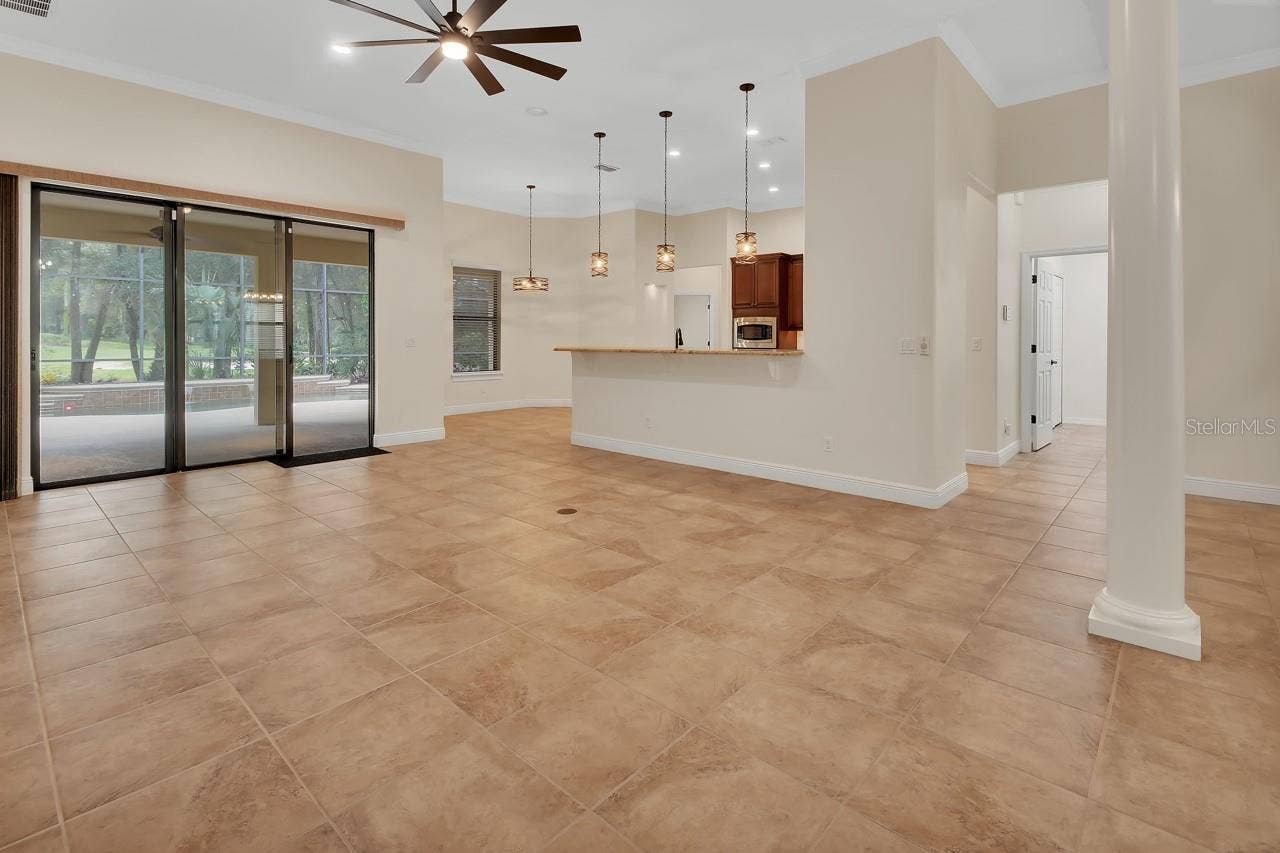 502 VICTORIA HILLS DRIVE, Deland, FL 32724 Living room