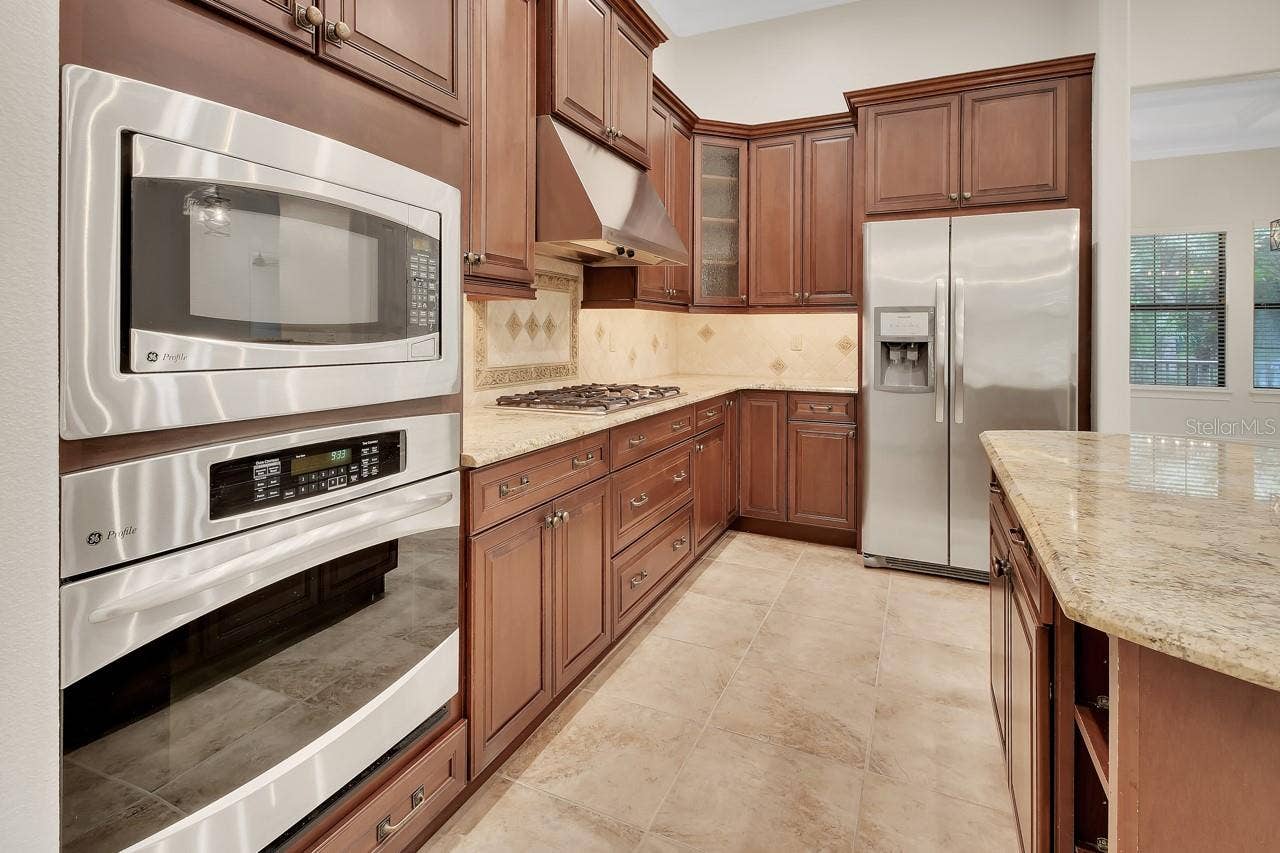 502 VICTORIA HILLS DRIVE, Deland, FL 32724 Kitchen