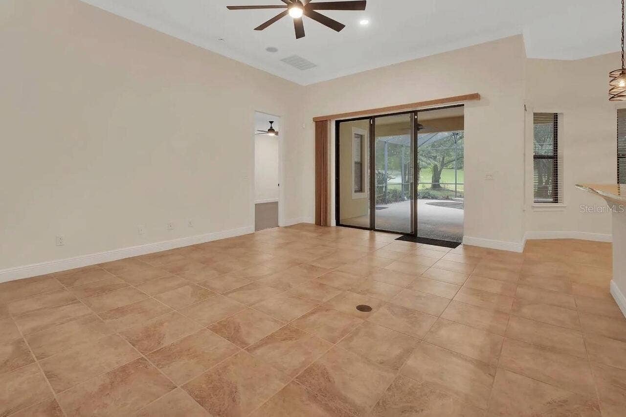 502 VICTORIA HILLS DRIVE, Deland, FL 32724 Living room
