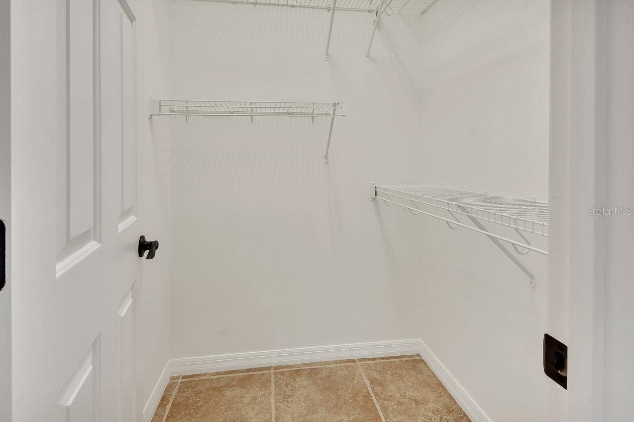 502 VICTORIA HILLS DRIVE, Deland, FL 32724 Walk in closet 2