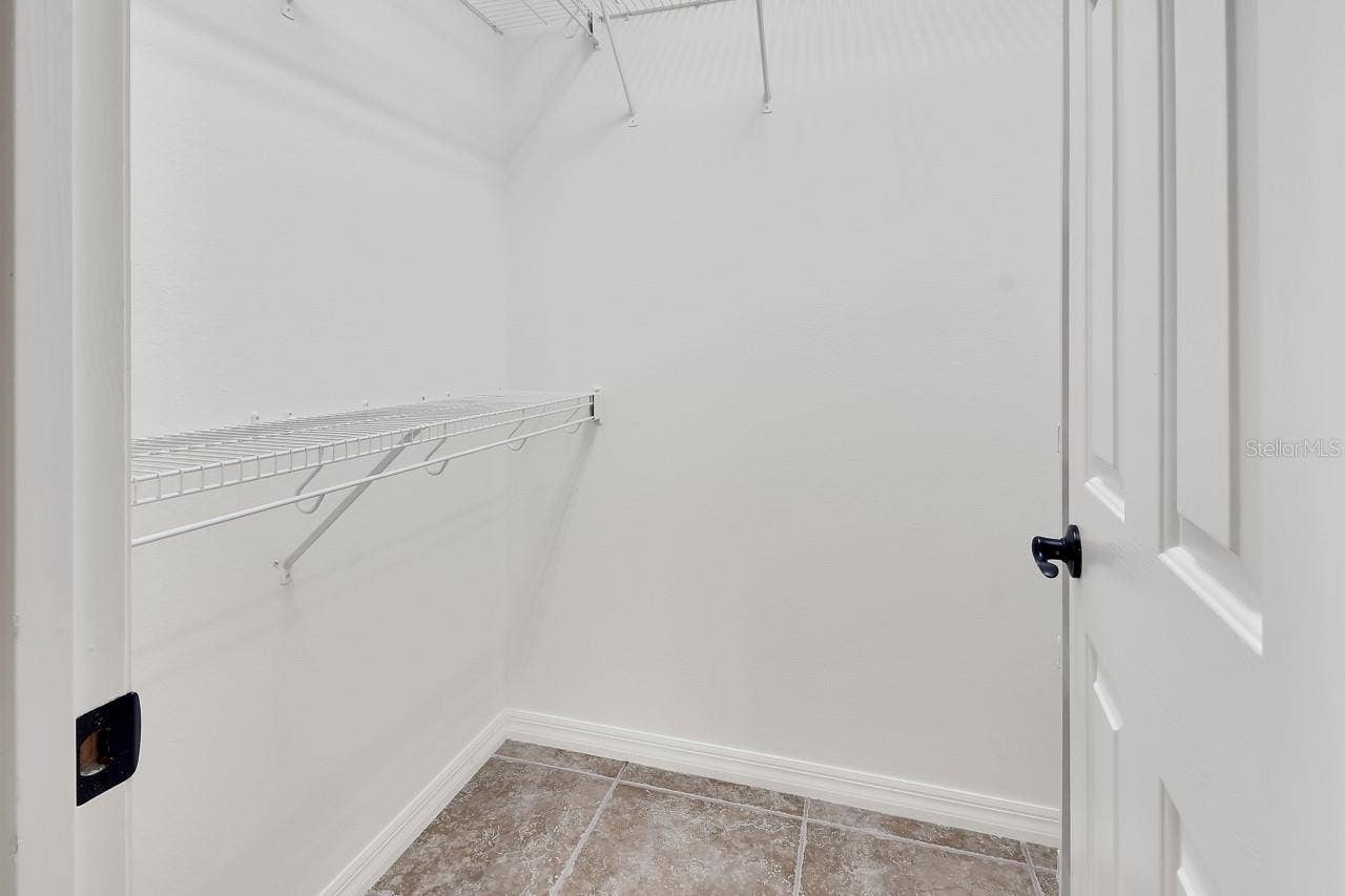 502 VICTORIA HILLS DRIVE, Deland, FL 32724 Walk in closet 1