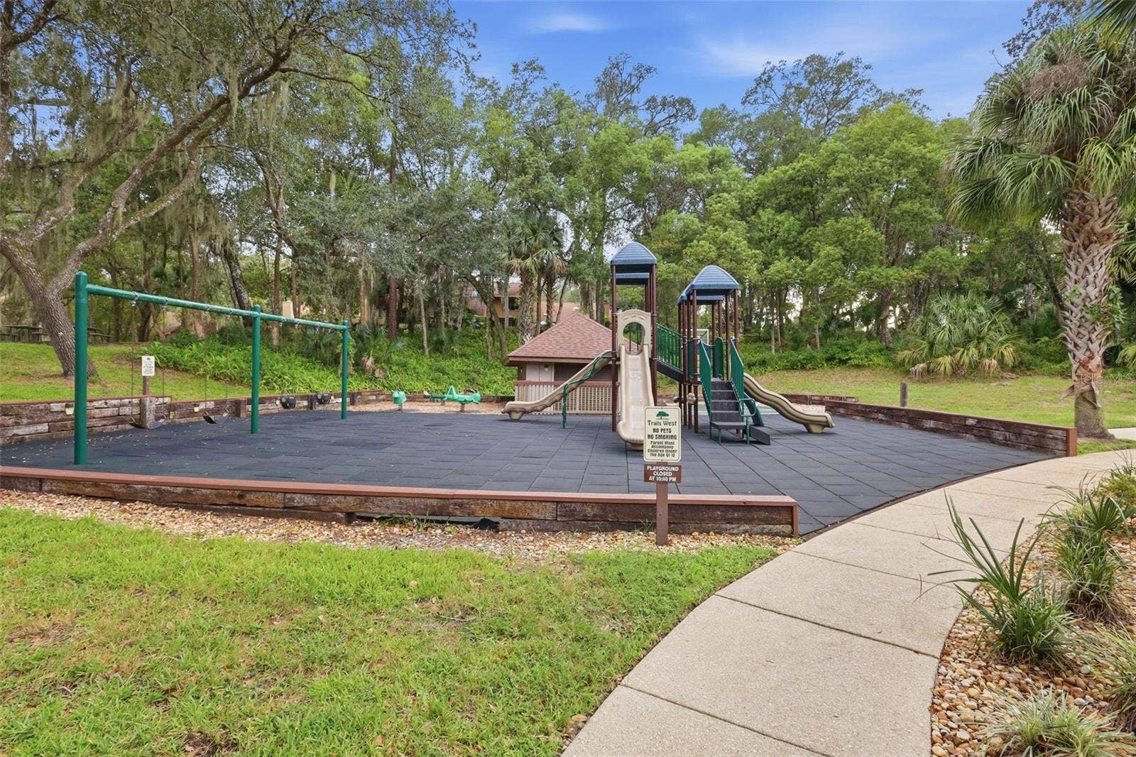750 OLD TREELINE TRAIL, Deland, FL 32724 750 OLD TREELINE TRAIL, Deland, FL 32724