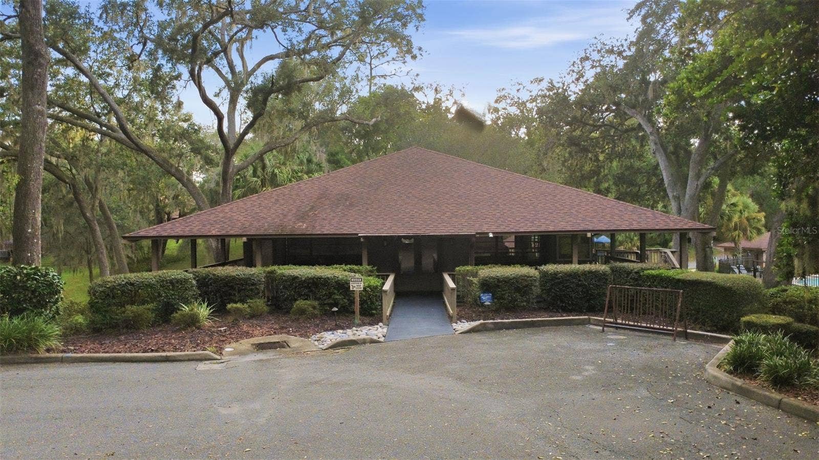750 OLD TREELINE TRAIL, Deland, FL 32724 750 OLD TREELINE TRAIL, Deland, FL 32724