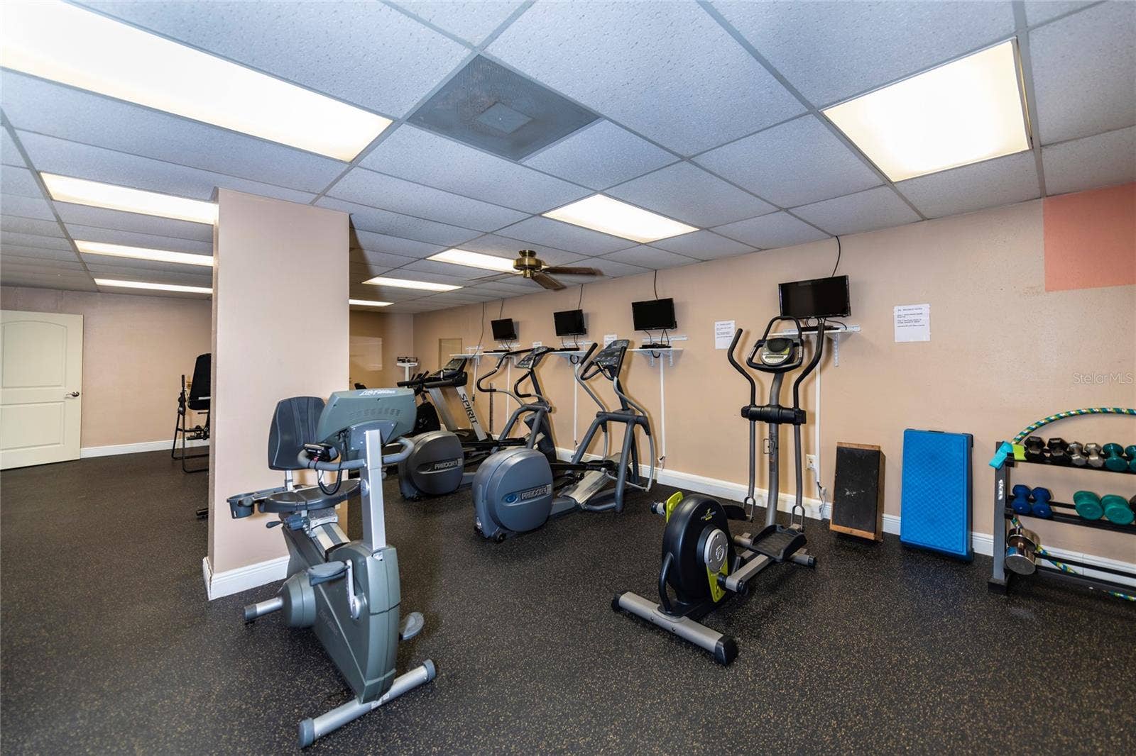 935 N HALIFAX AVENUE, #705, Daytona Beach, FL 32118 935 N HALIFAX AVENUE, #705, Daytona Beach, FL 32118