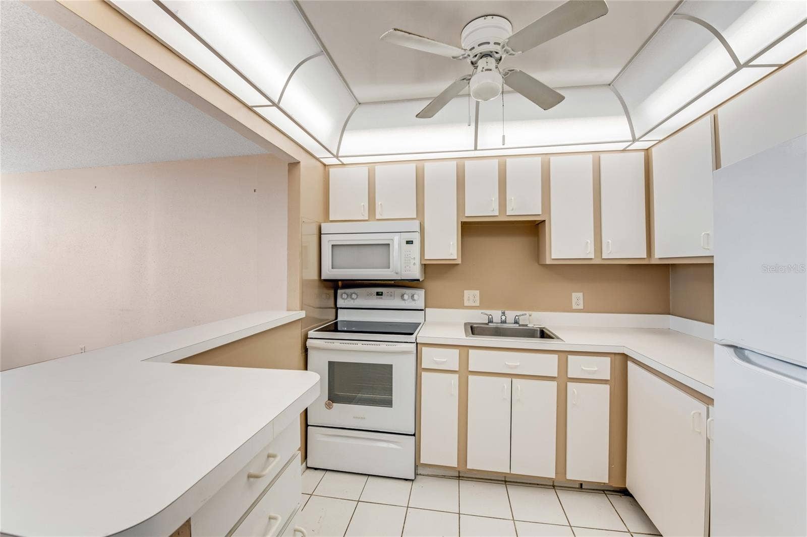 935 N HALIFAX AVENUE, #705, Daytona Beach, FL 32118 935 N HALIFAX AVENUE, #705, Daytona Beach, FL 32118